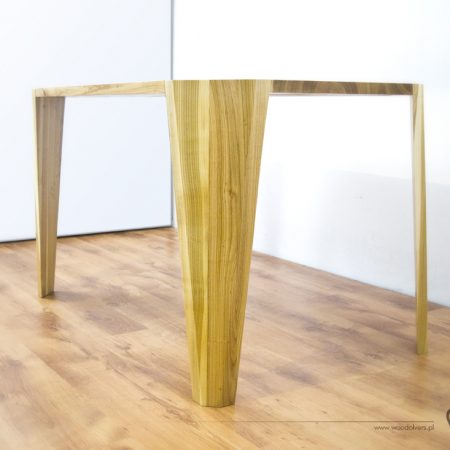 HOOX - modern table made of solid wood